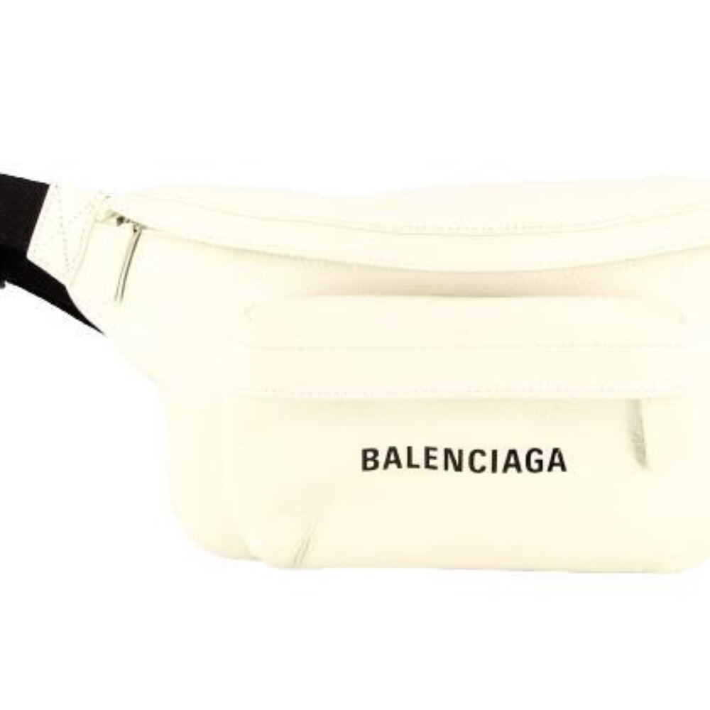 Balenciaga everyday belt bag